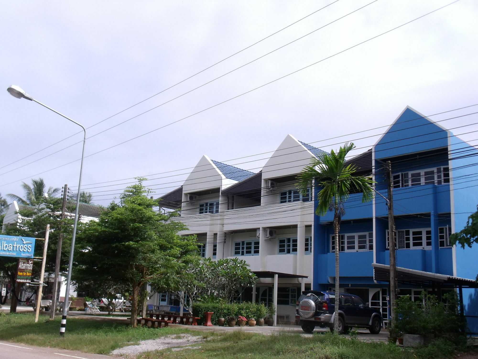 Albatross Guesthouse @ Thungwualaen Beach Pathiu Экстерьер фото